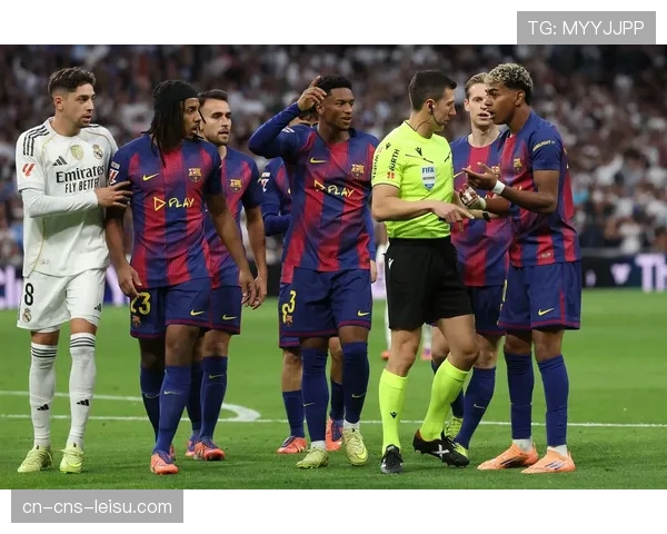 评论:VAR介入点球判罚标准不一,引发法甲多队主帅质疑 评论:VAR介入点球判罚标准不一,引发法甲多队主帅质疑